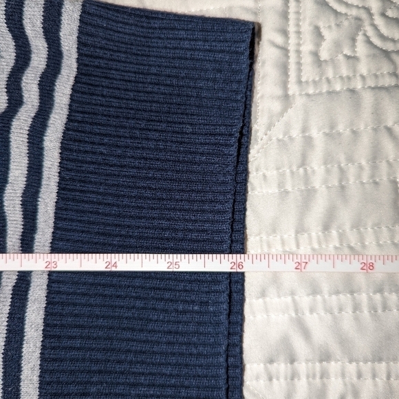 LL BEAN Navy & Grey Stripes Cashmere Sleeveless Knit Vest Size Large - Picture 3 of 7
